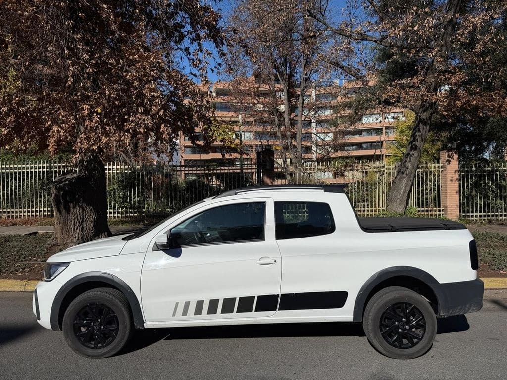 Volkswagen Saveiro Cd 4x2 1.6 Tm año 2025