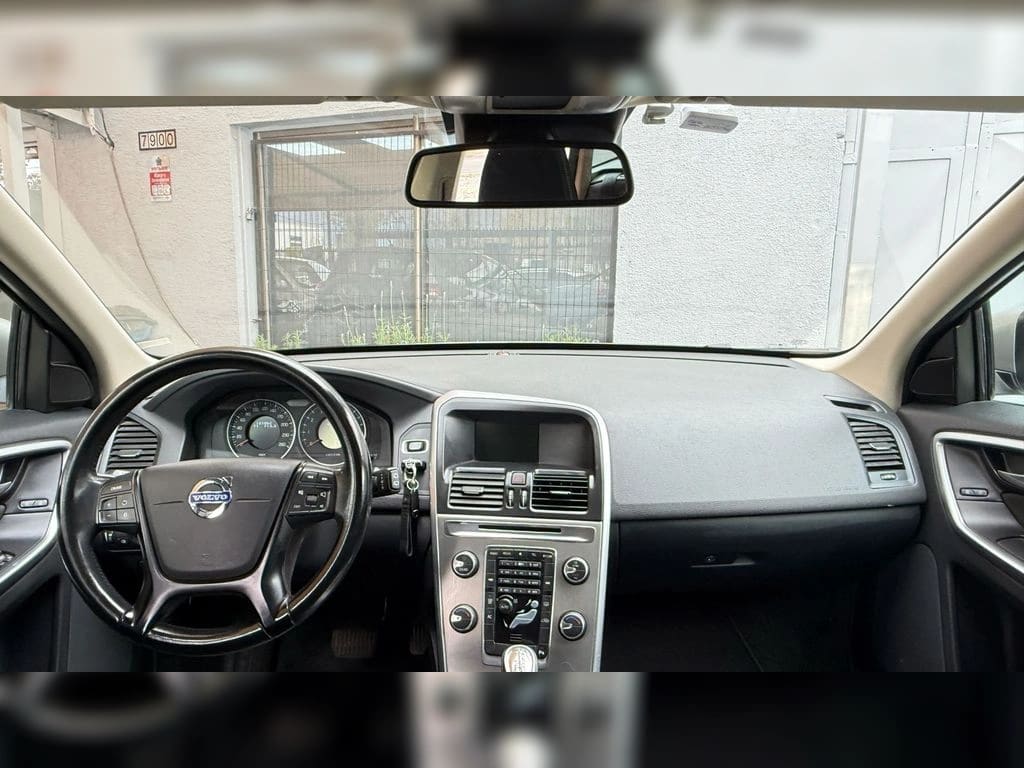 Volvo Xc60 2.0 T5 Limited At año 2014