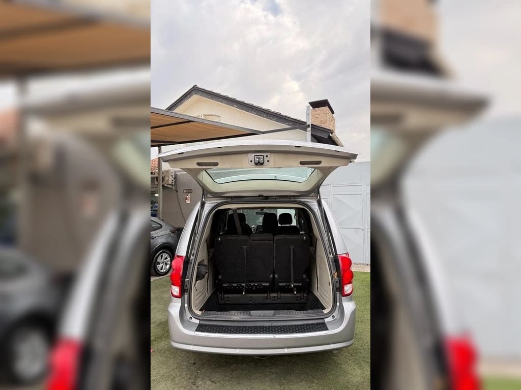 Dodge Grand Caravan 3.6 año 2013