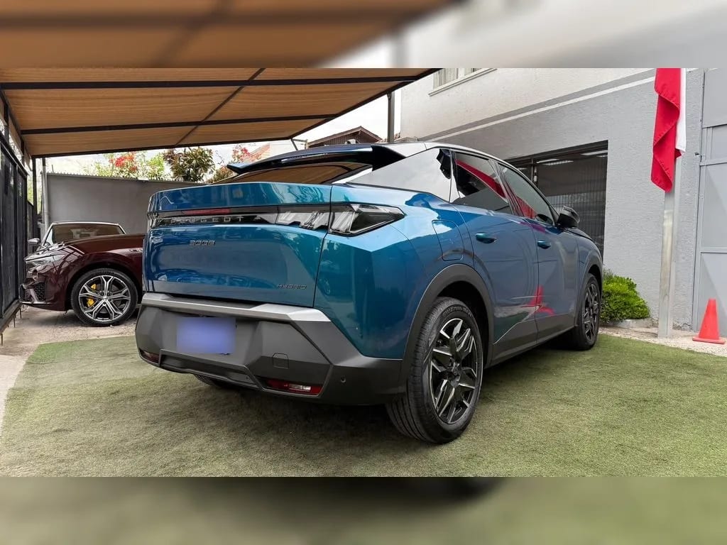 Peugeot 3008 New Allure Hybrido 1.2 Aut año 2026