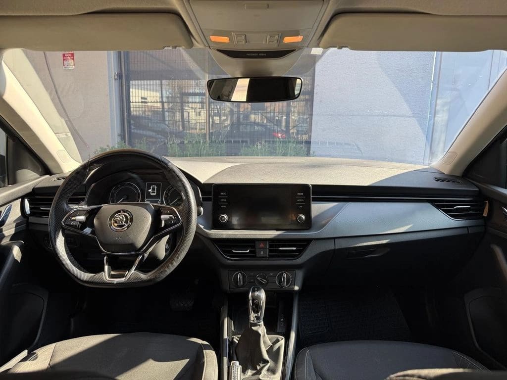 Skoda Scala 1.0 Tsi Ambition 4x2 Dsg año 2023