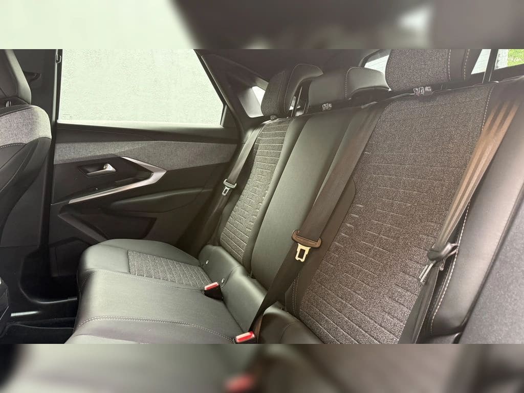 Peugeot 3008 New Allure Hybrido 1.2 Aut año 2026