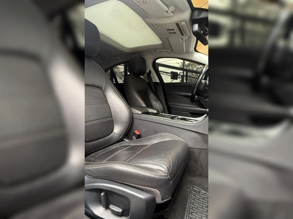 Jaguar Xe 2.0 D Prestige 4x2 At año 2019