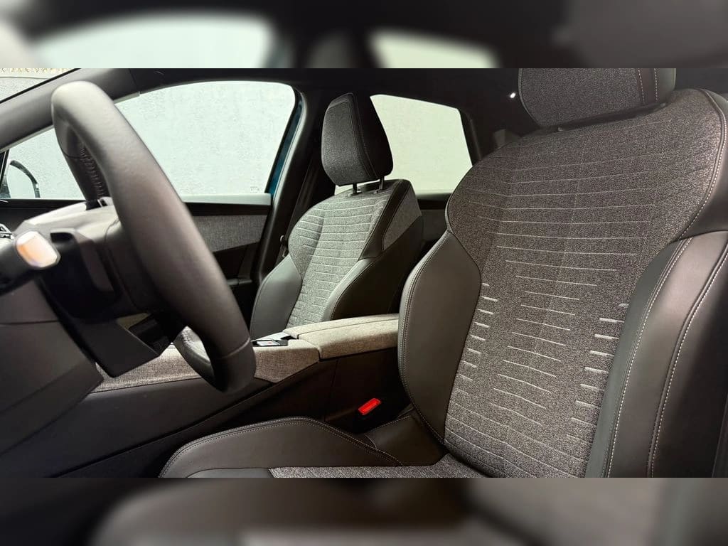 Peugeot 3008 New Allure Hybrido 1.2 Aut año 2026