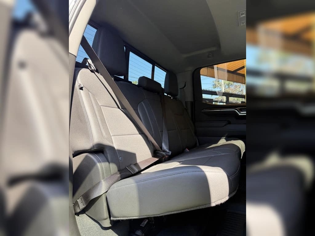 Chevrolet Silverado 5.3 Lt R Trail Boss Z71 4x4 At 4p año 2025