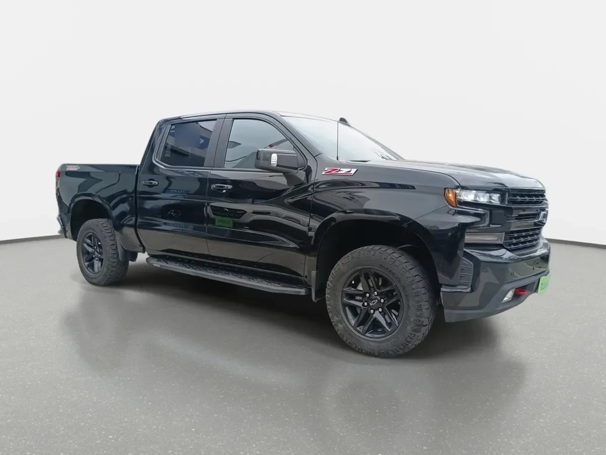 Chevrolet Silverado 5.3 Lt Trailboss Z71 4x4 At 4p año 2021