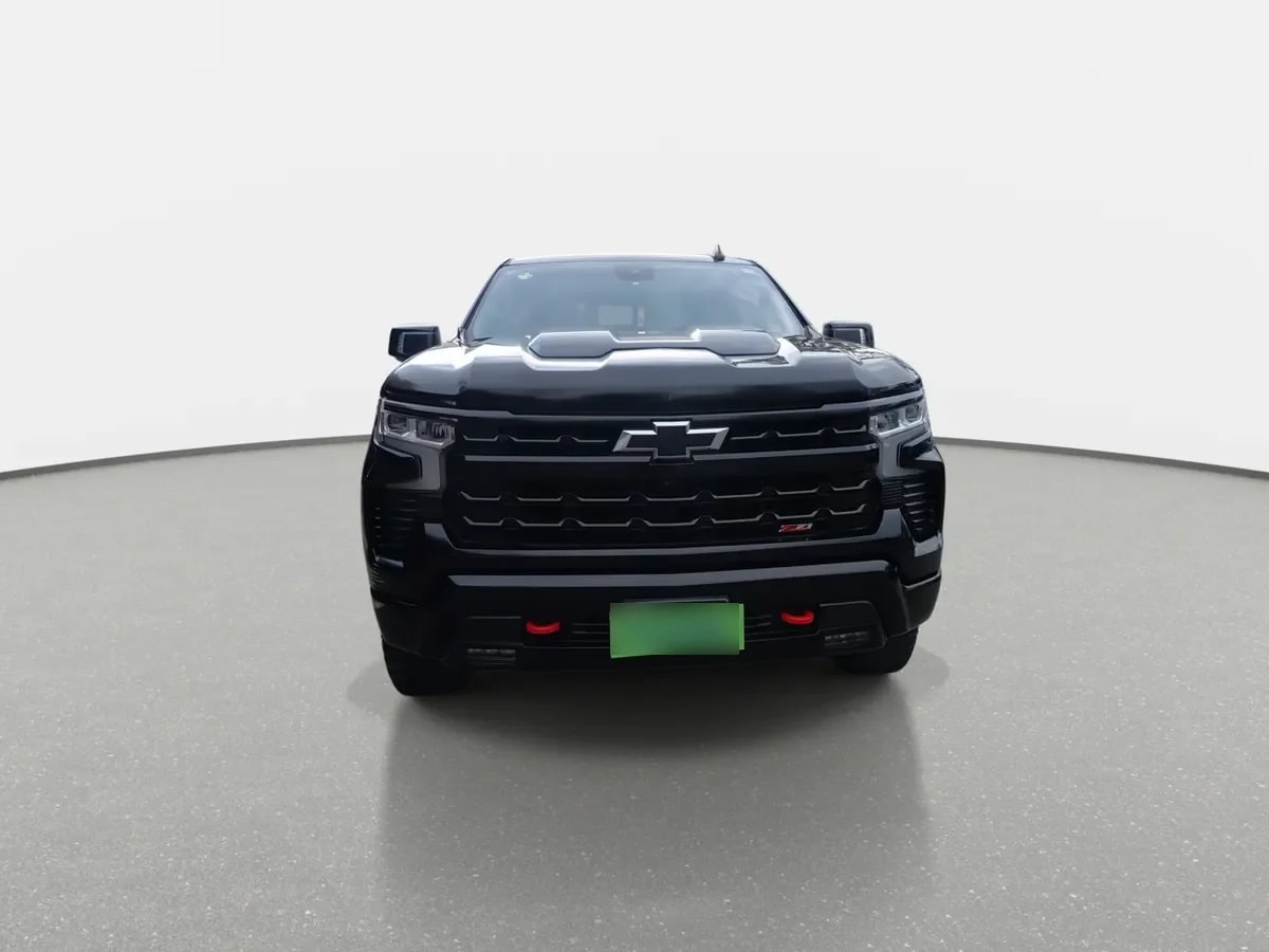 Chevrolet Silverado 5.3 Lt Trail Boss Z71 4x4 At 4p año 2023