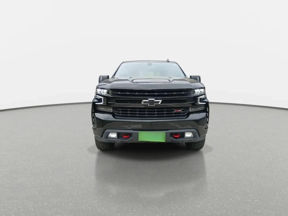 Chevrolet Silverado 5.3 Lt Trailboss Z71 4x4 At 4p año 2021