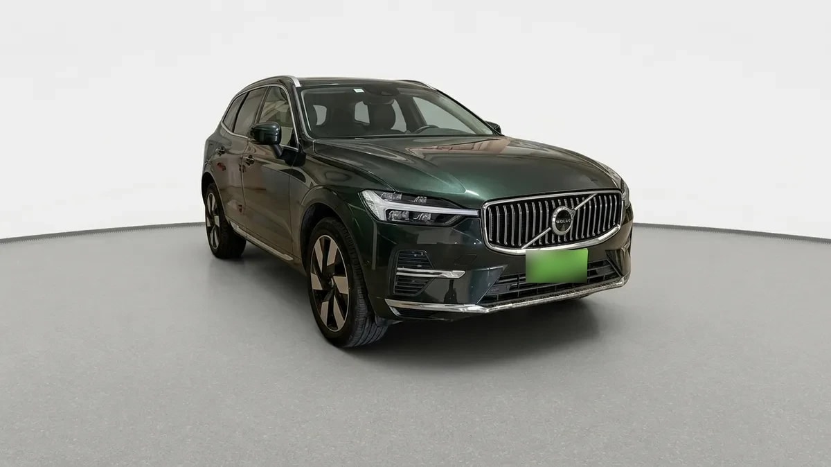 Volvo Xc60 2.0 T8 Recharge Ultimate Hybrid Awd At 5p año 2025