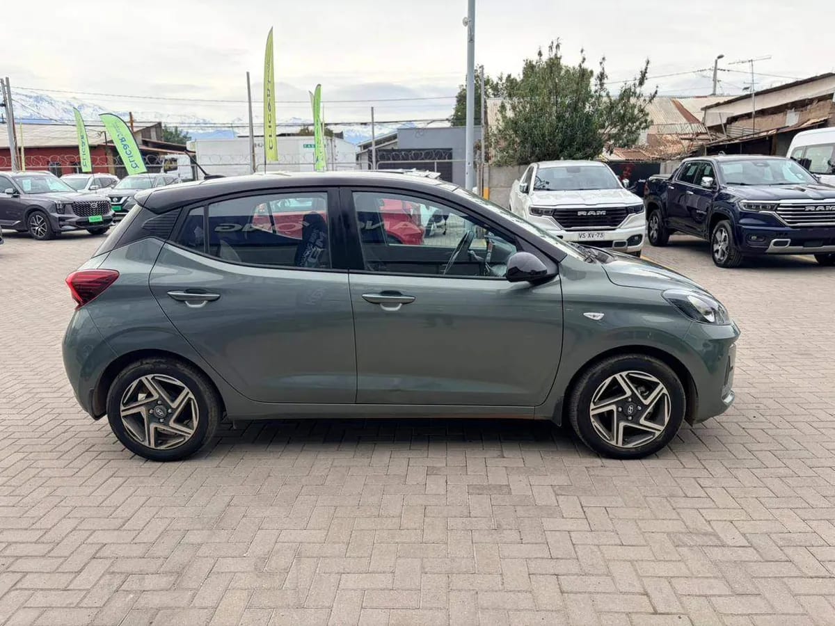 Hyundai Grand I10 1.2 Plus 4x2 Hb Mt 5p año 2025
