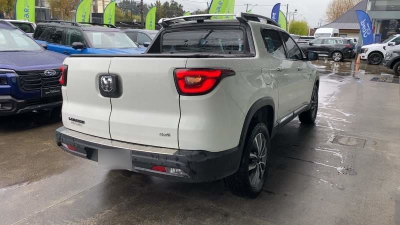 Ram 1000 2.0 Laramie 4x4 Dob. Cab. At 4p año 2021