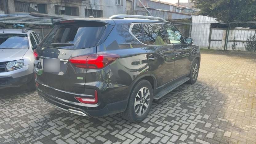 Ssangyong Rexton 2.2t Glx Diesel 4x2 6ab Nueva Radio 8at 5p año 2025