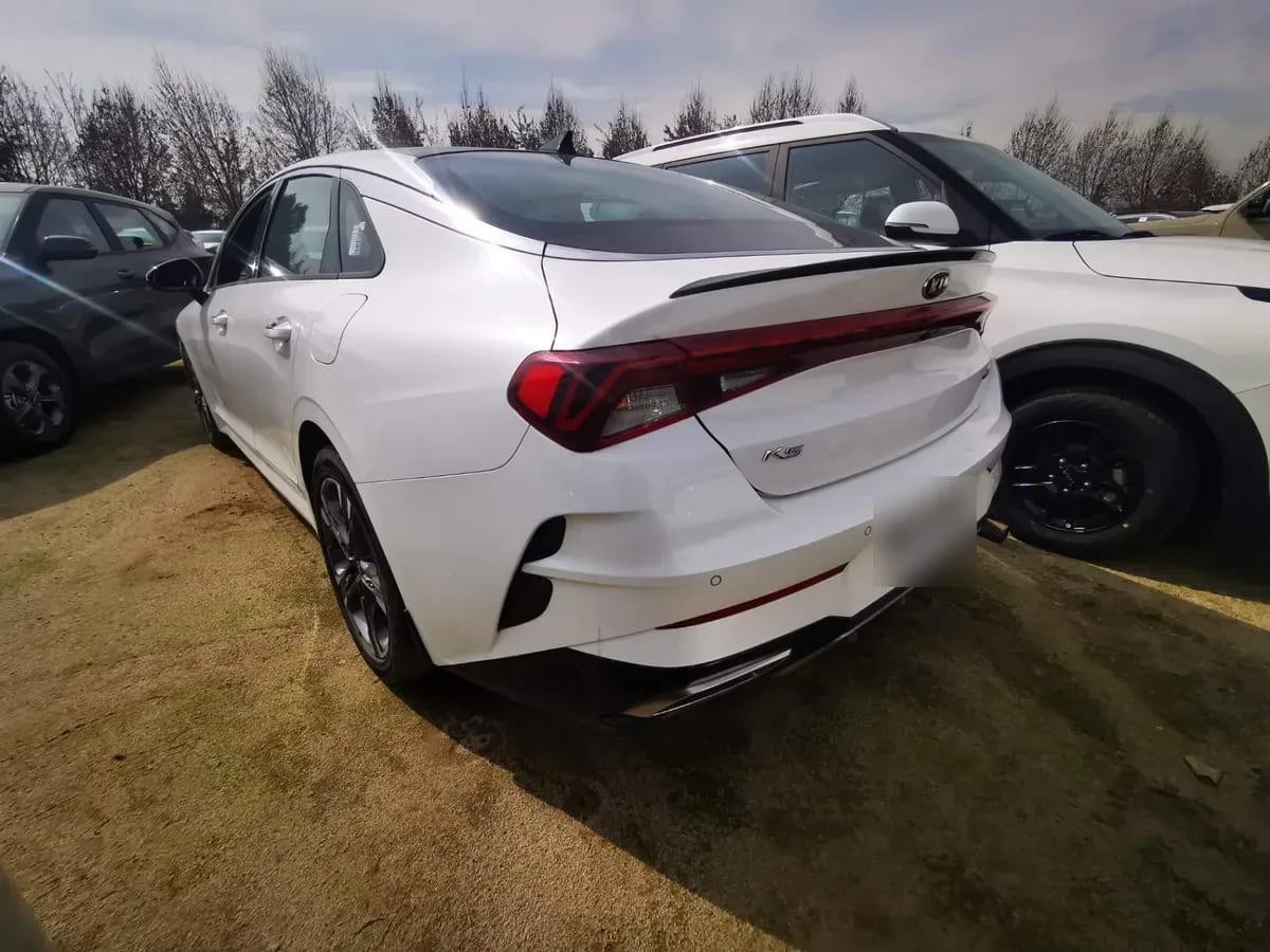 Kia K5 2.5 Gdi Ex 8at 4x2 4p año 2020