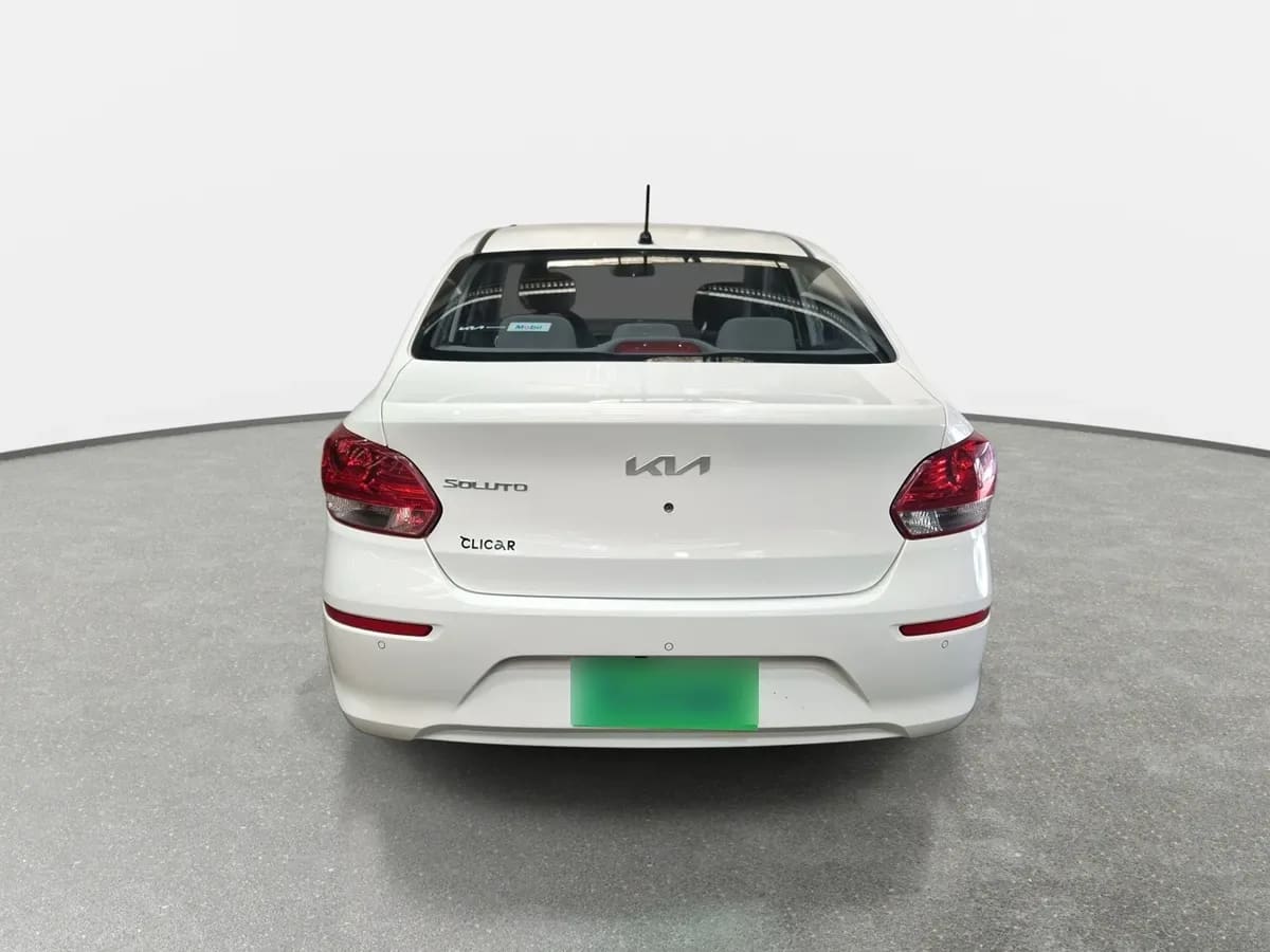 Kia Soluto 1.4 Ex Full 4x2 Mt 4p año 2024
