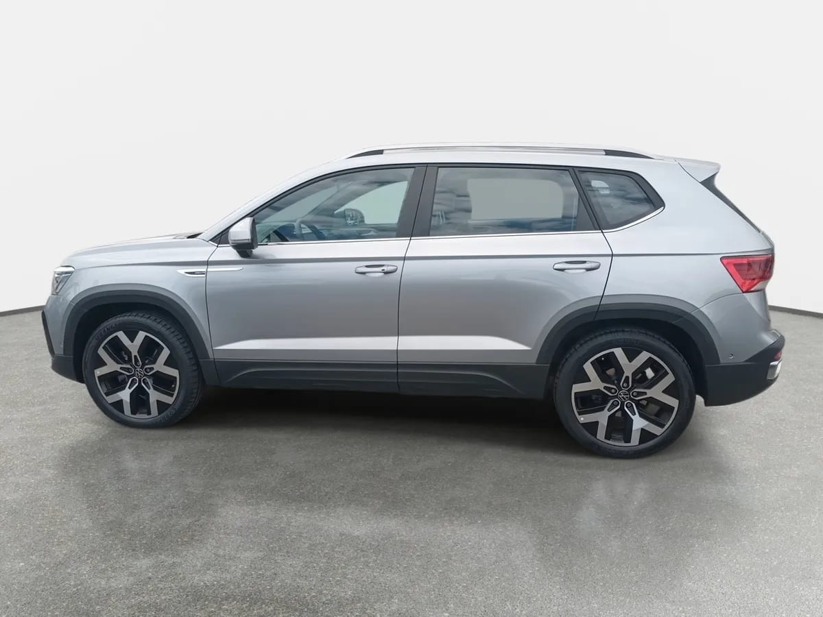 Volkswagen Taos 1.4 Tsi Highline 4x2 At 5p año 2025