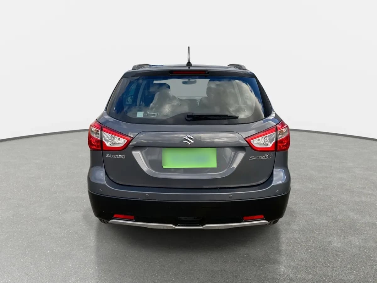 Suzuki S-Cross 1.6 Gl 4x2 Mt 5p año 2022