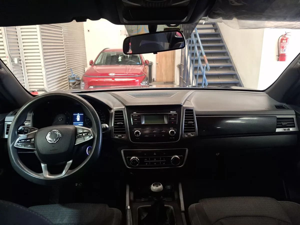 Ssangyong Musso 2.2 Grand Glx Td Diesel 2wd Mt6 4p año 2022