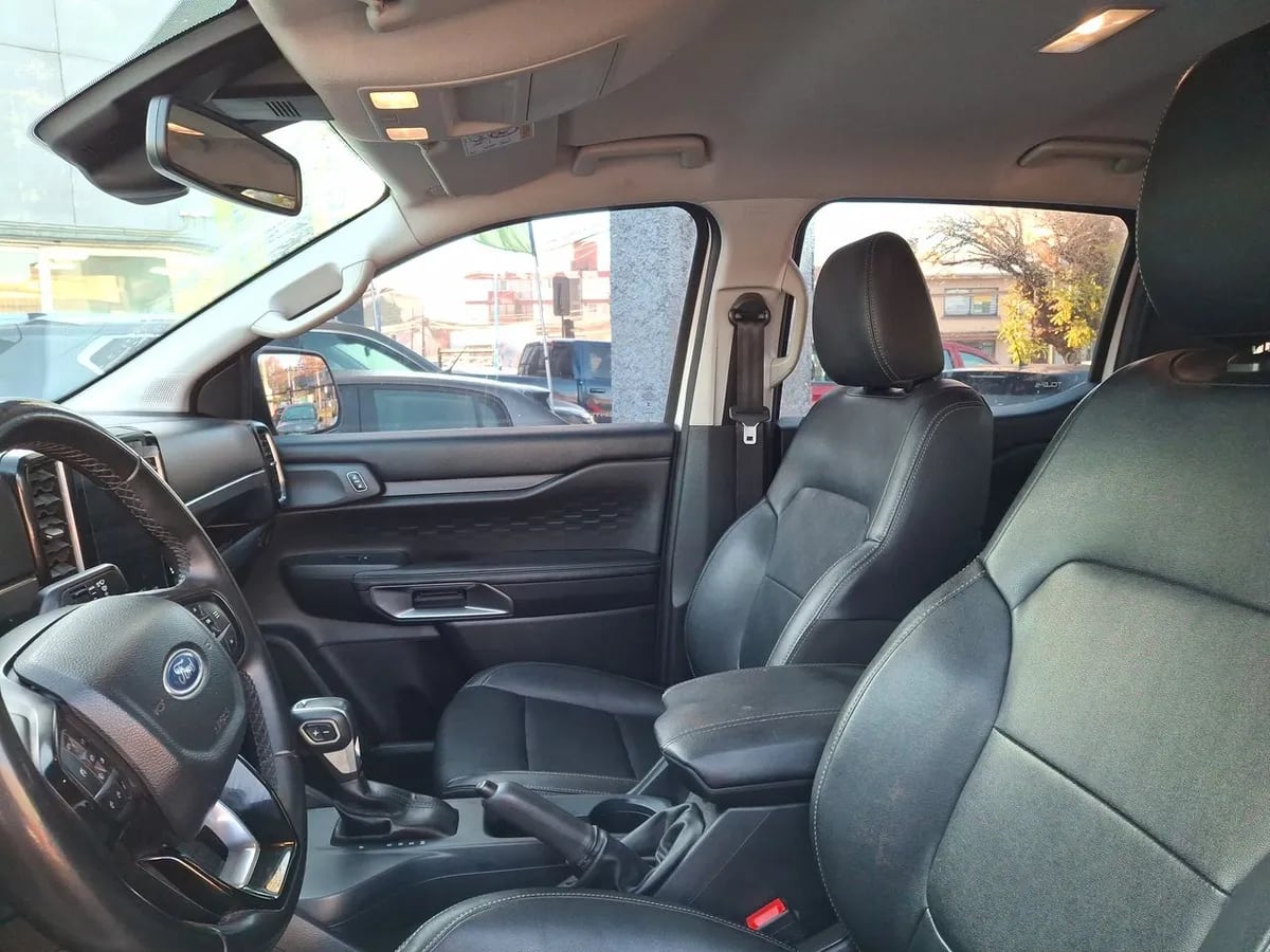 Ford Ranger 2.0 Xlt Diesel 4x2 Dob. Cab. At 4p año 2024