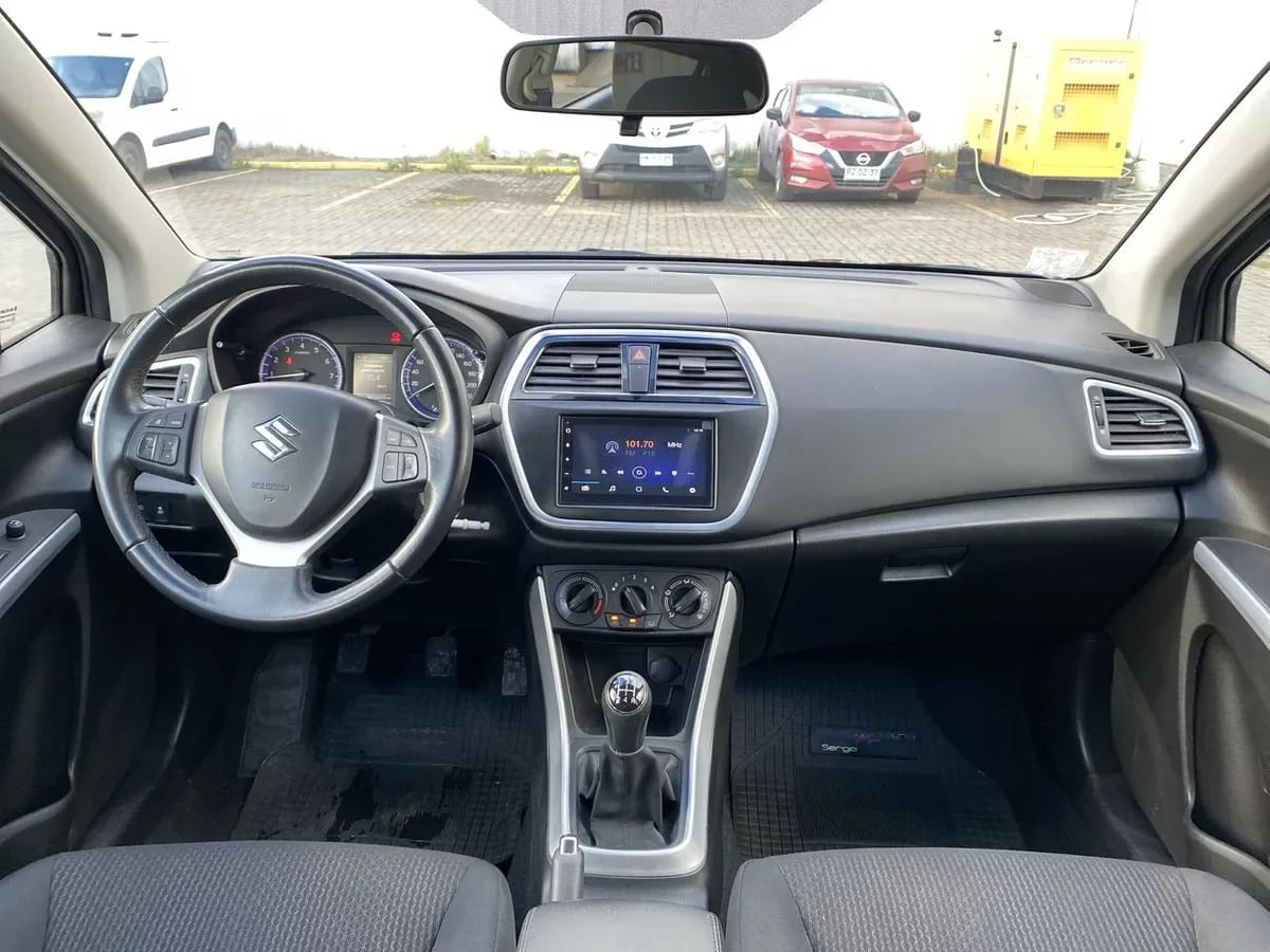 Suzuki S-Cross 1.6 Gl 4x2 Mt 5p año 2022
