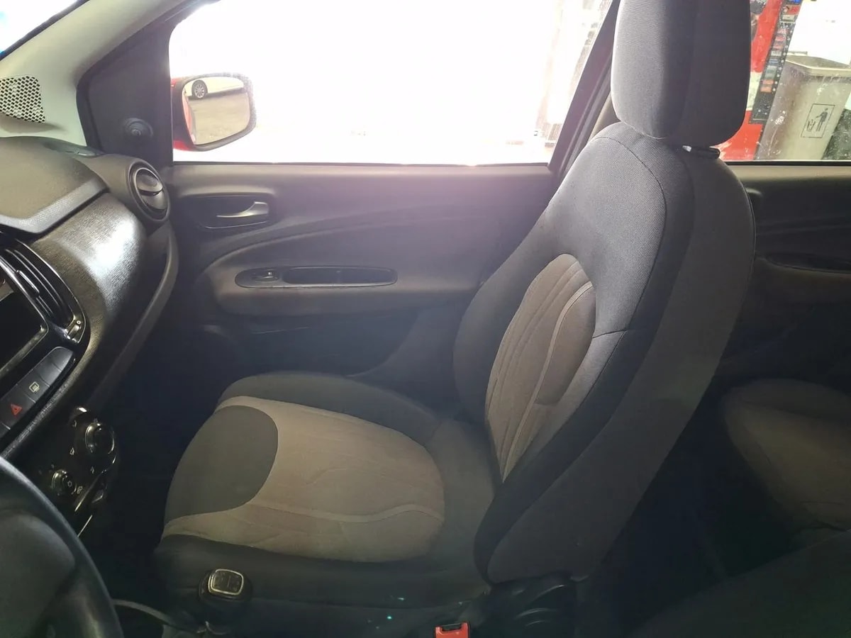 Fiat Uno 1.4 Way Evo 4x2 Ac Mt 5p año 2016