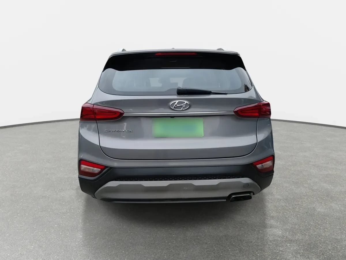 Hyundai Santa Fe 2.4 Plus 4x2 At 5p año 2020