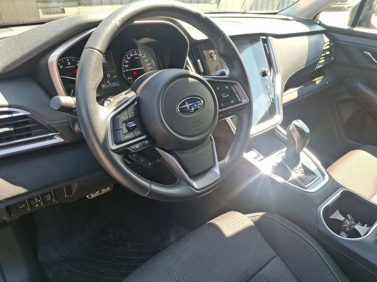 Subaru Outback 2.5i Dynamic Awd Cvt At 5p año 2022