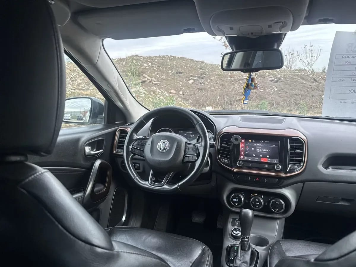 Ram 1000 2.0 Laramie 4x4 Dob. Cab. At 4p año 2021