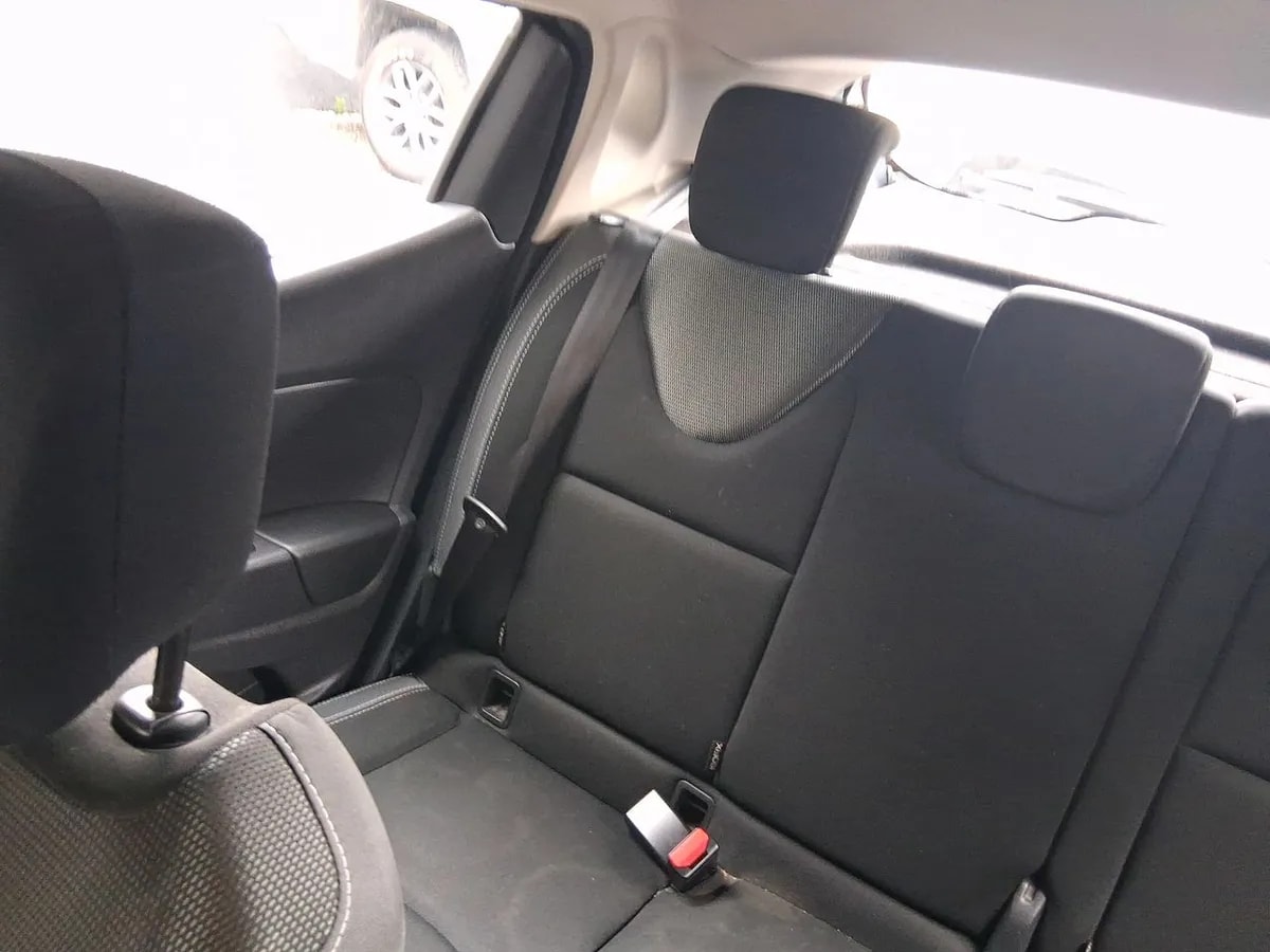 Renault Clio 1.2 Expression 4x2 Hb Mt 5p año 2020