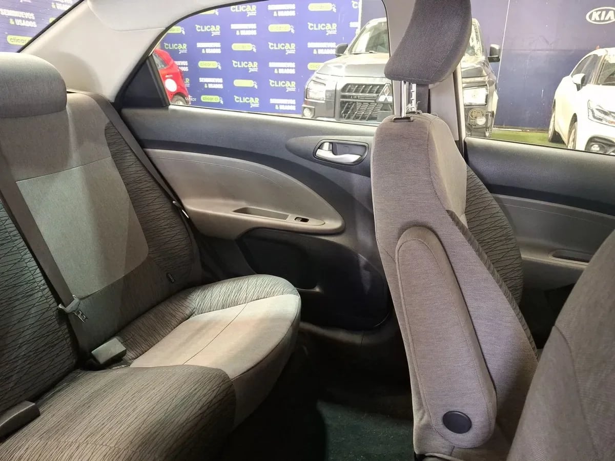 Kia Soluto 1.4 Ex Full 4x2 Mt 4p año 2024