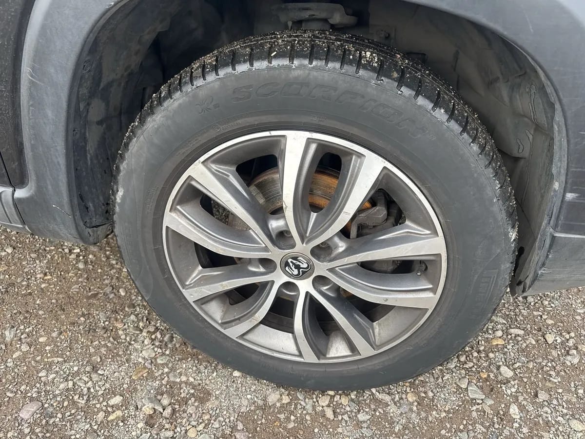 Ram 1000 2.0 Laramie 4x4 Dob. Cab. At 4p año 2021