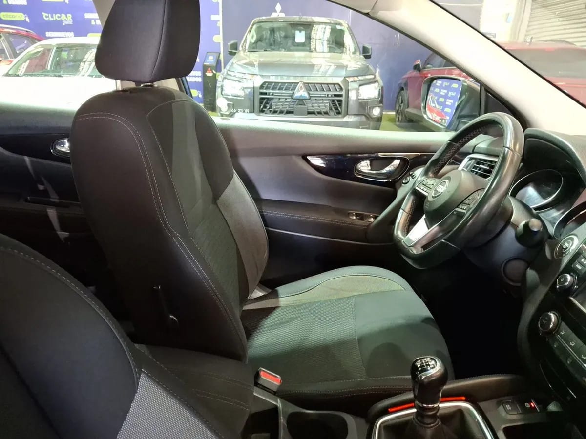 Nissan Qashqai 2.0 Advance 4x2 Mt 5p año 2021