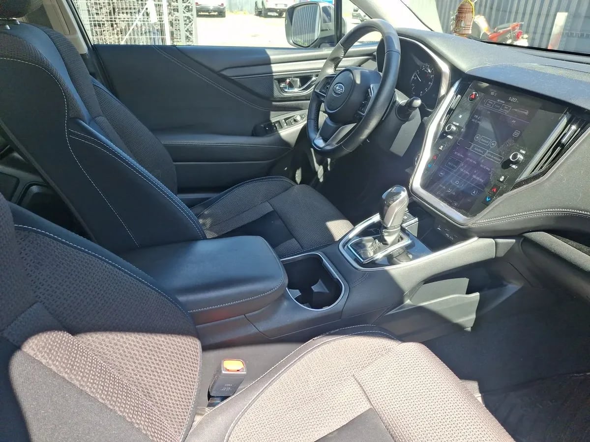 Subaru Outback 2.5i Dynamic Awd Cvt At 5p año 2022