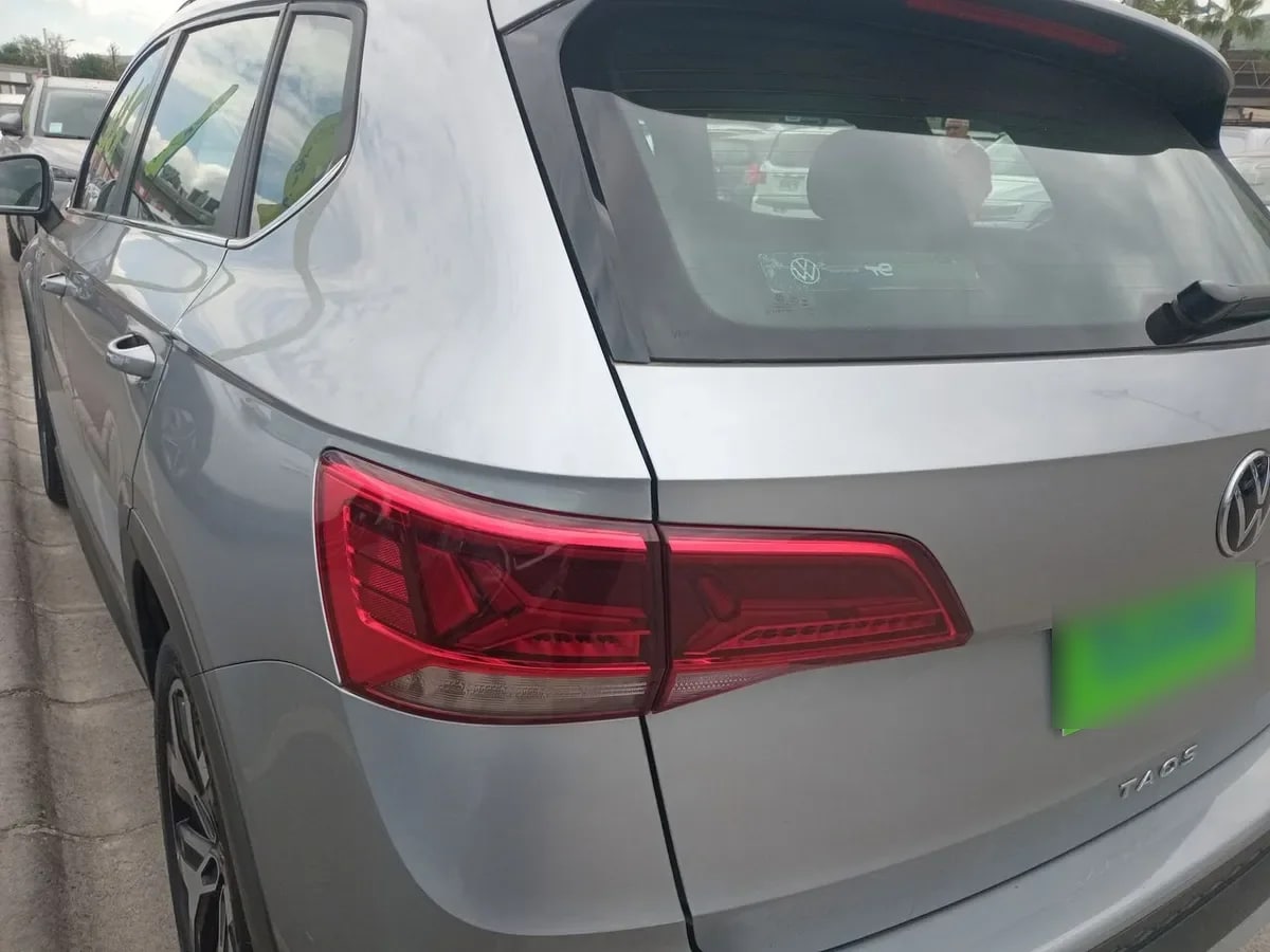 Volkswagen Taos 1.4 Tsi Highline 4x2 At 5p año 2025