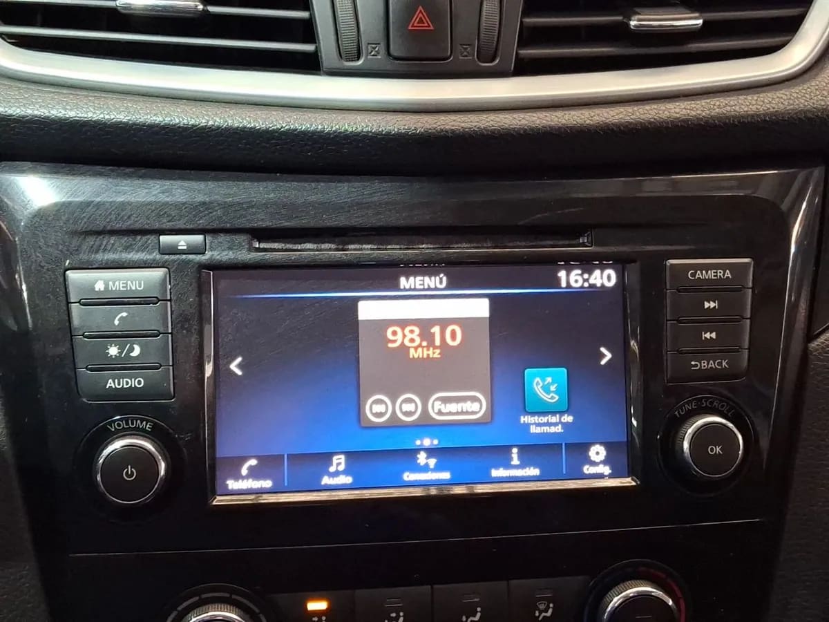 Nissan Qashqai 2.0 Advance 4x2 Mt 5p año 2021