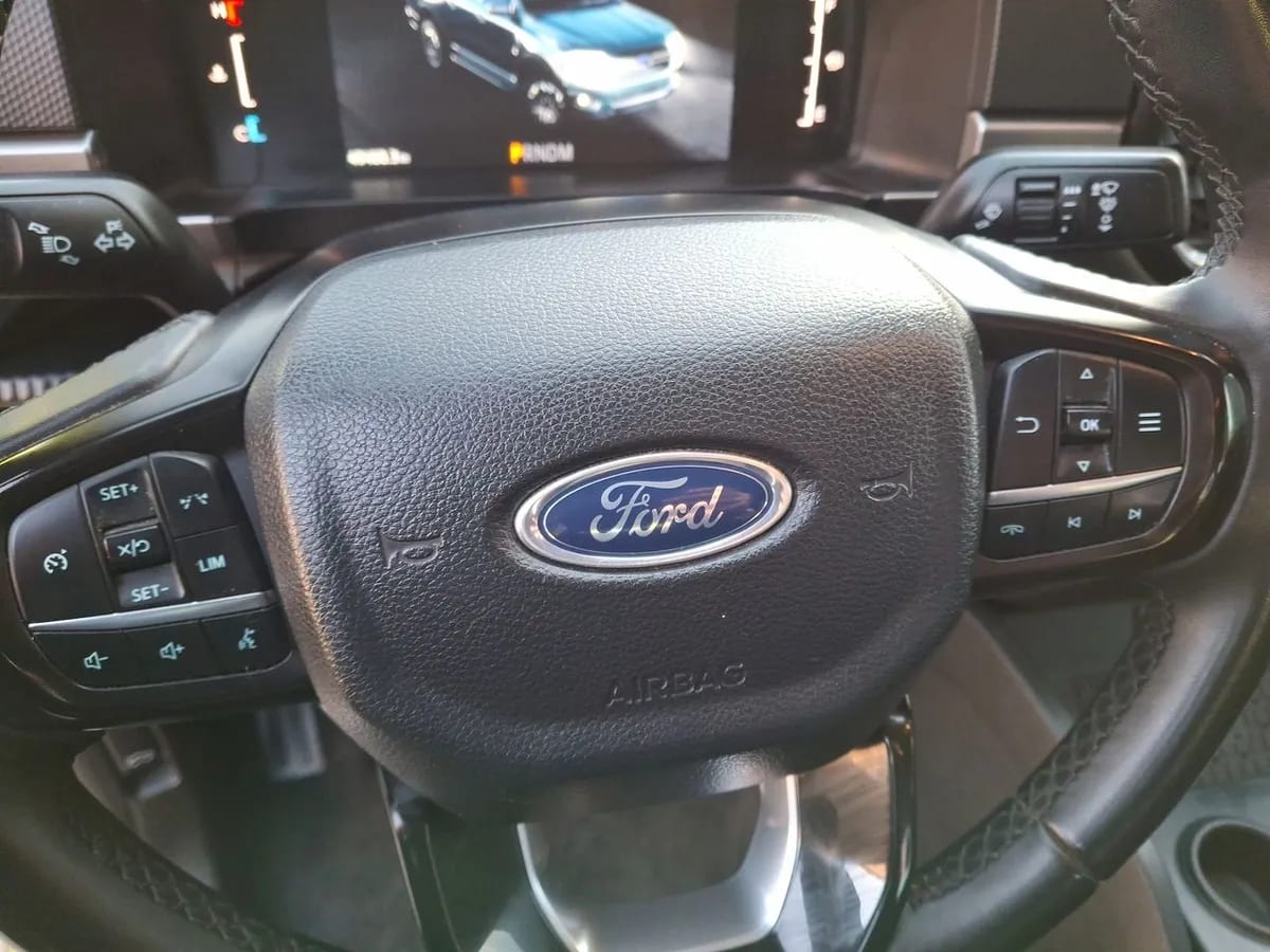 Ford Ranger 2.0 Xlt Diesel 4x2 Dob. Cab. At 4p año 2024