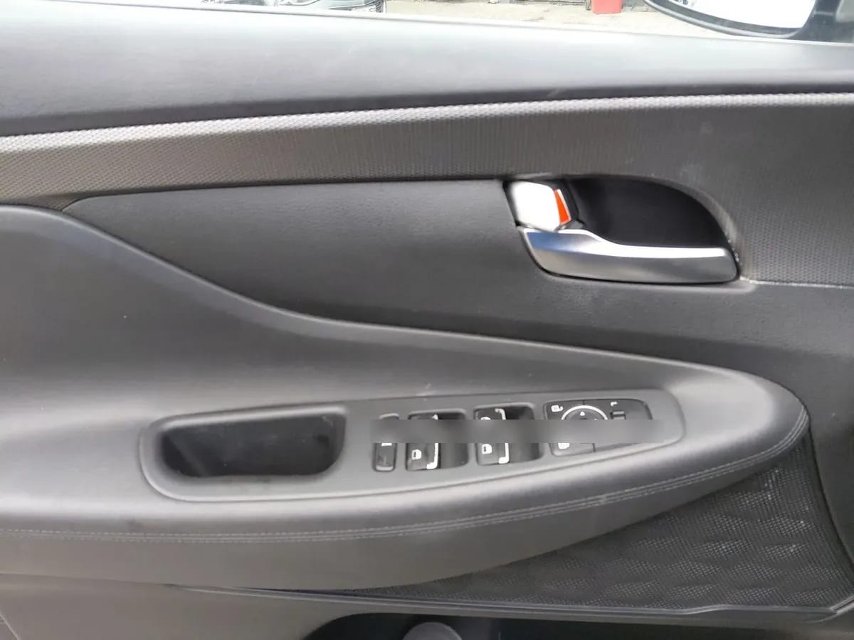 Hyundai Santa Fe 2.4 Plus 4x2 At 5p año 2020