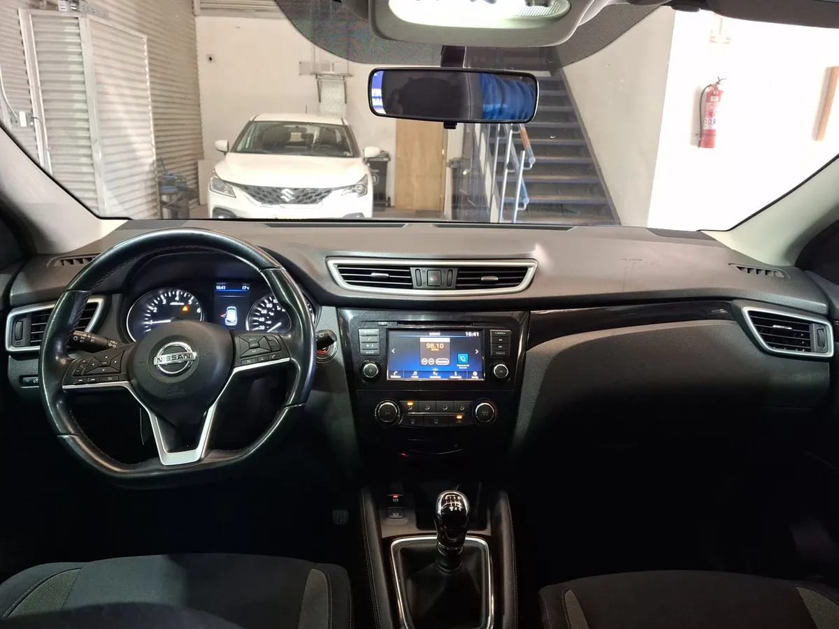 Nissan Qashqai 2.0 Advance 4x2 Mt 5p año 2021