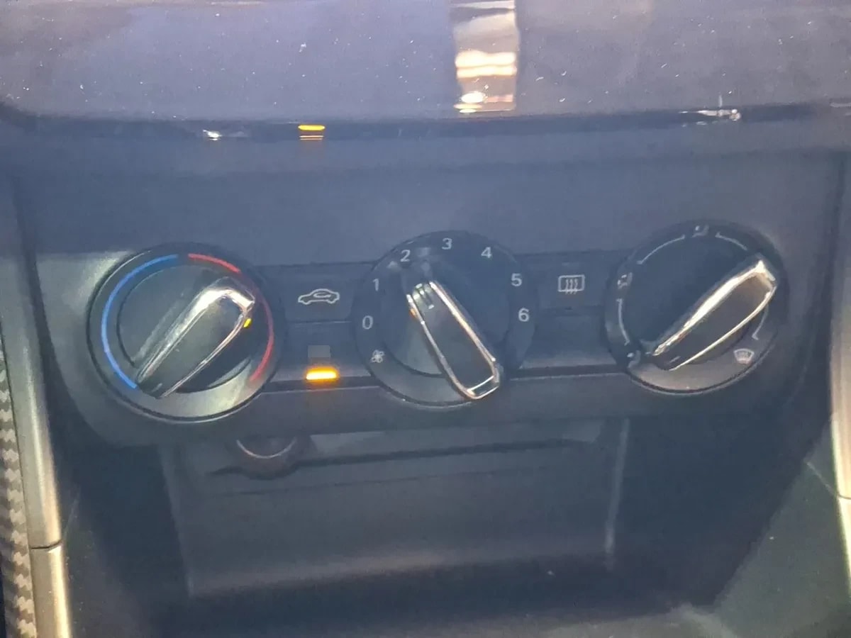 MG Mg Zs 1.5 Std 4x2 Mt 5p año 2023