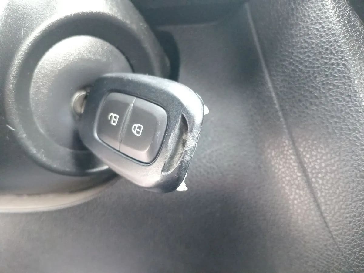 Renault Kwid 1.0 Zen 4x2 Hb Mt 5p año 2022