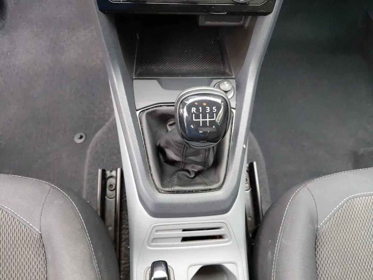 Volkswagen T-Cross 1.6 Msi Trendline 4x2 Mt5 5p año 2021