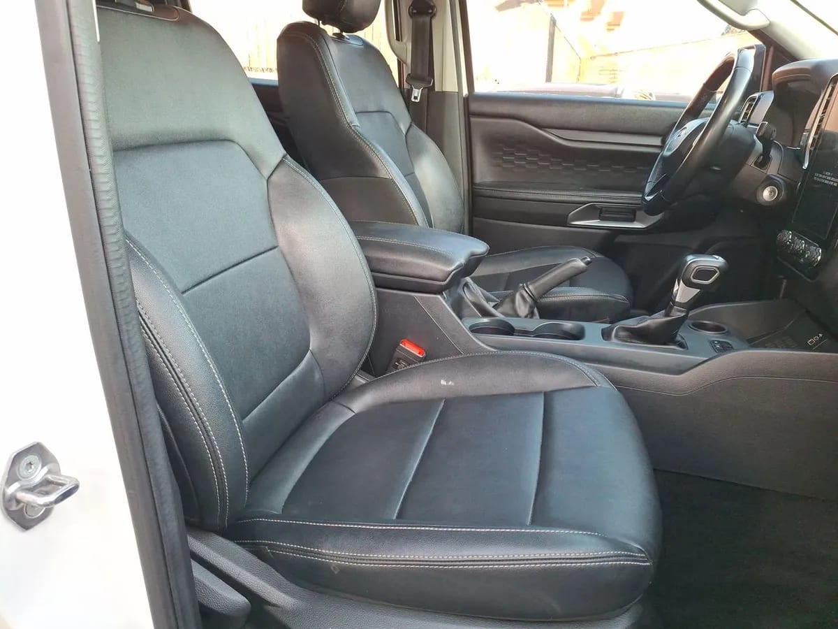 Ford Ranger 2.0 Xlt Diesel 4x2 Dob. Cab. At 4p año 2024