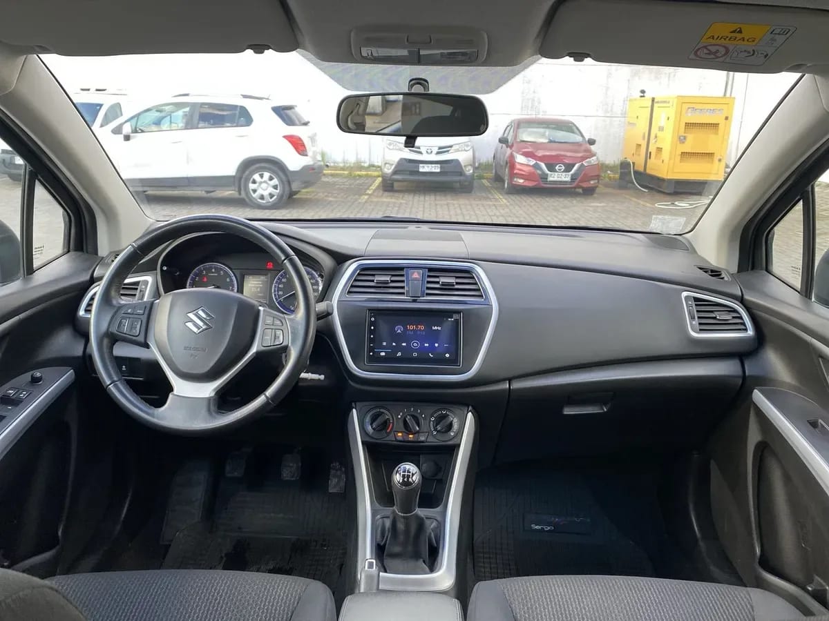 Suzuki S-Cross 1.6 Gl 4x2 Mt 5p año 2022