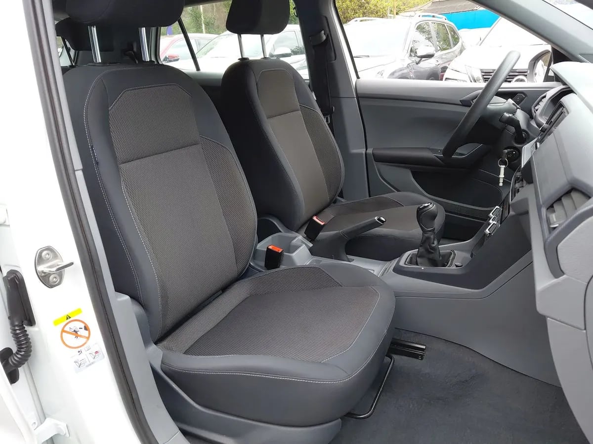 Volkswagen T-Cross 1.6 Msi Trendline 4x2 Mt5 5p año 2021