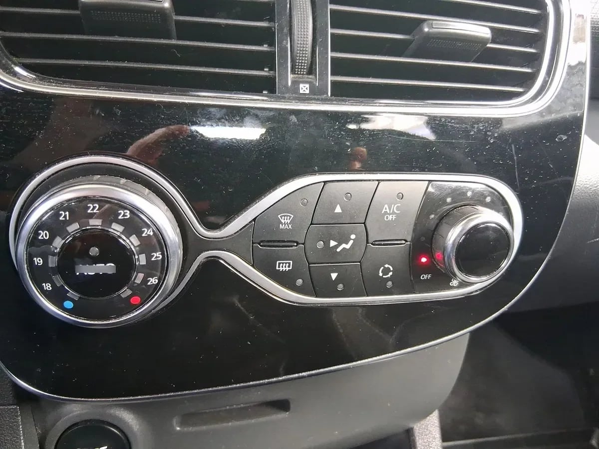 Renault Clio 1.2 Expression 4x2 Hb Mt 5p año 2020