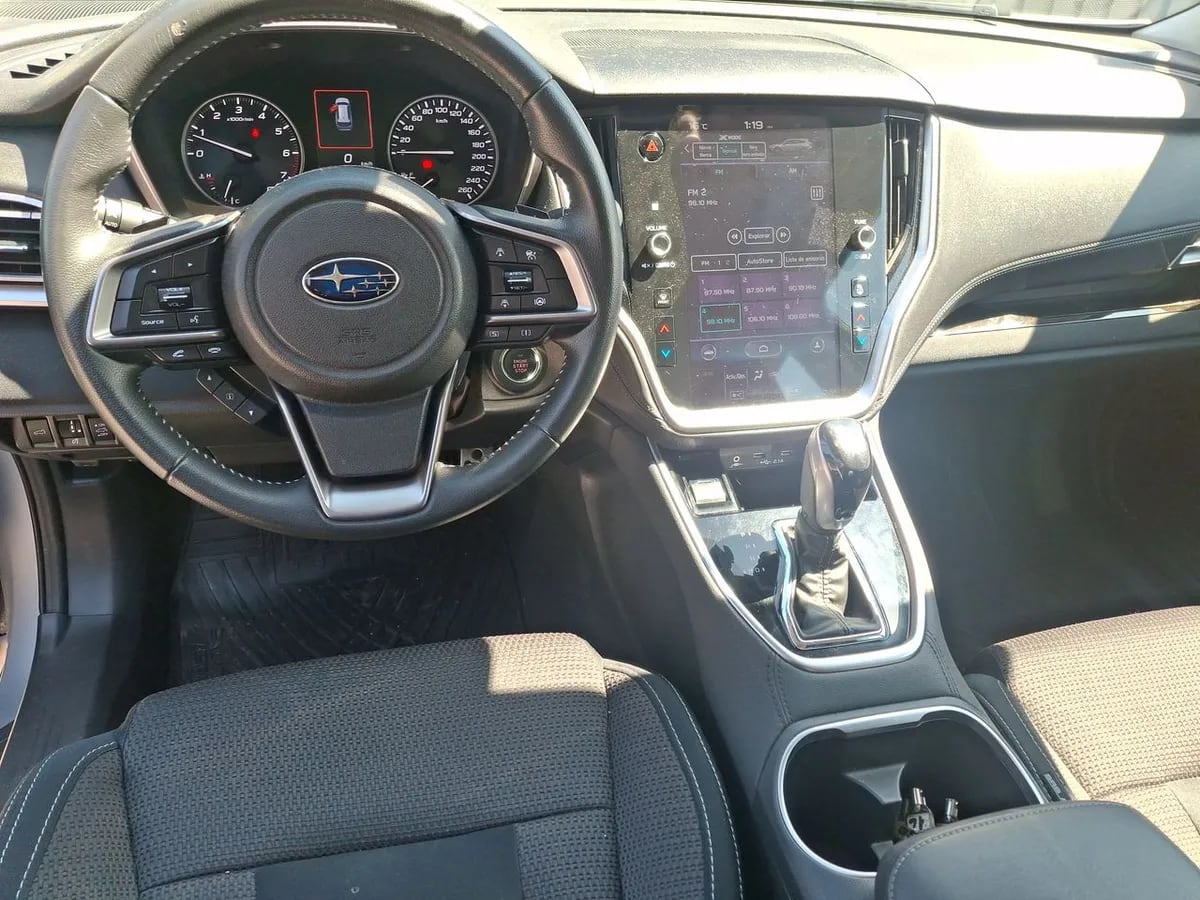 Subaru Outback 2.5i Dynamic Awd Cvt At 5p año 2022