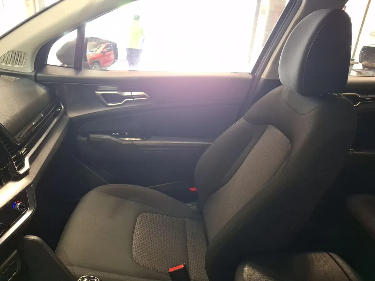 Kia Sportage 2.0 Ex Benc 2wd 6mt 5p año 2023