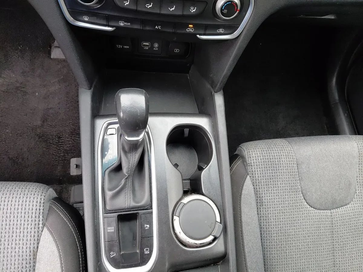 Hyundai Santa Fe 2.4 Plus 4x2 At 5p año 2020