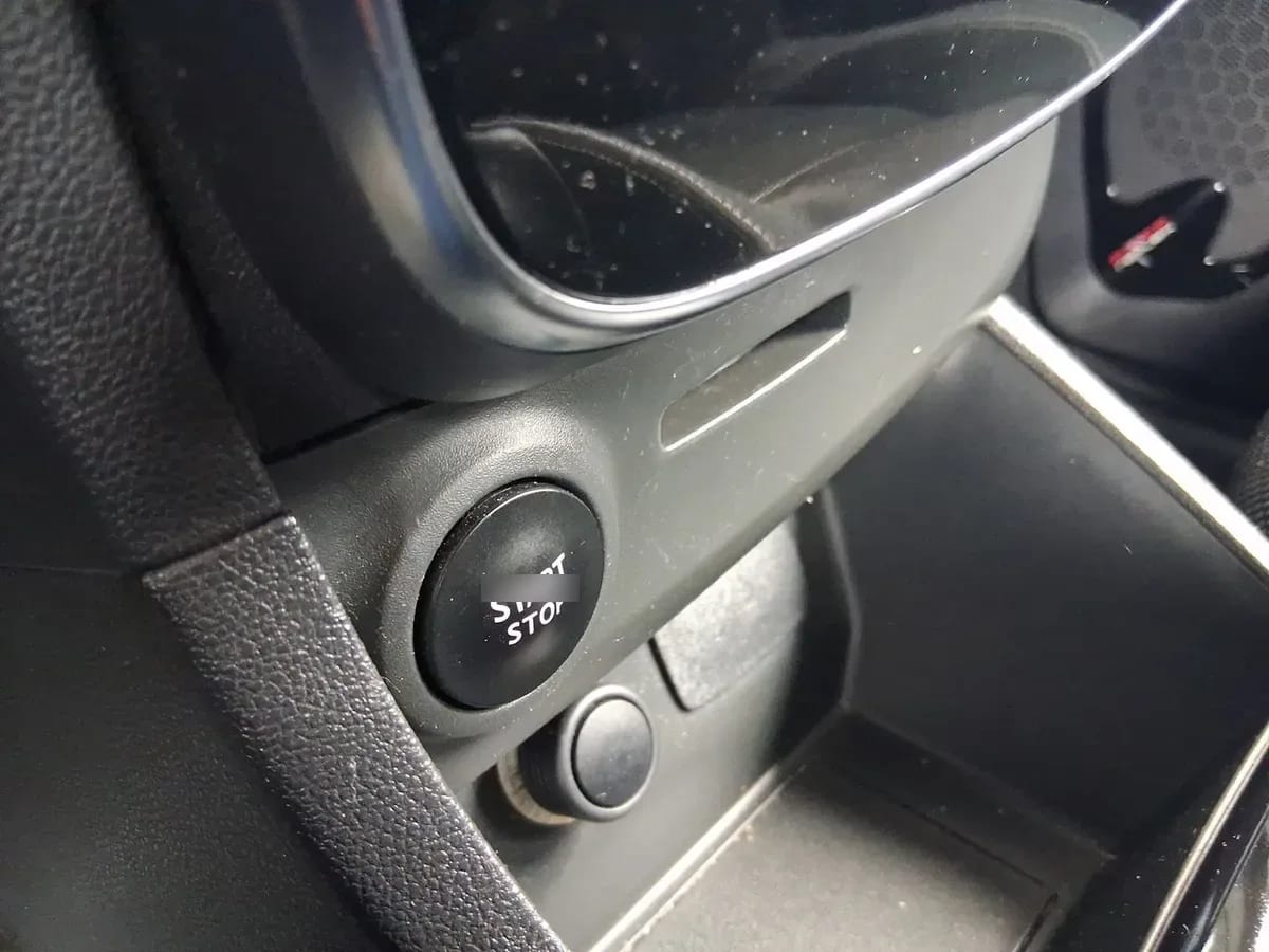Renault Clio 1.2 Expression 4x2 Hb Mt 5p año 2020