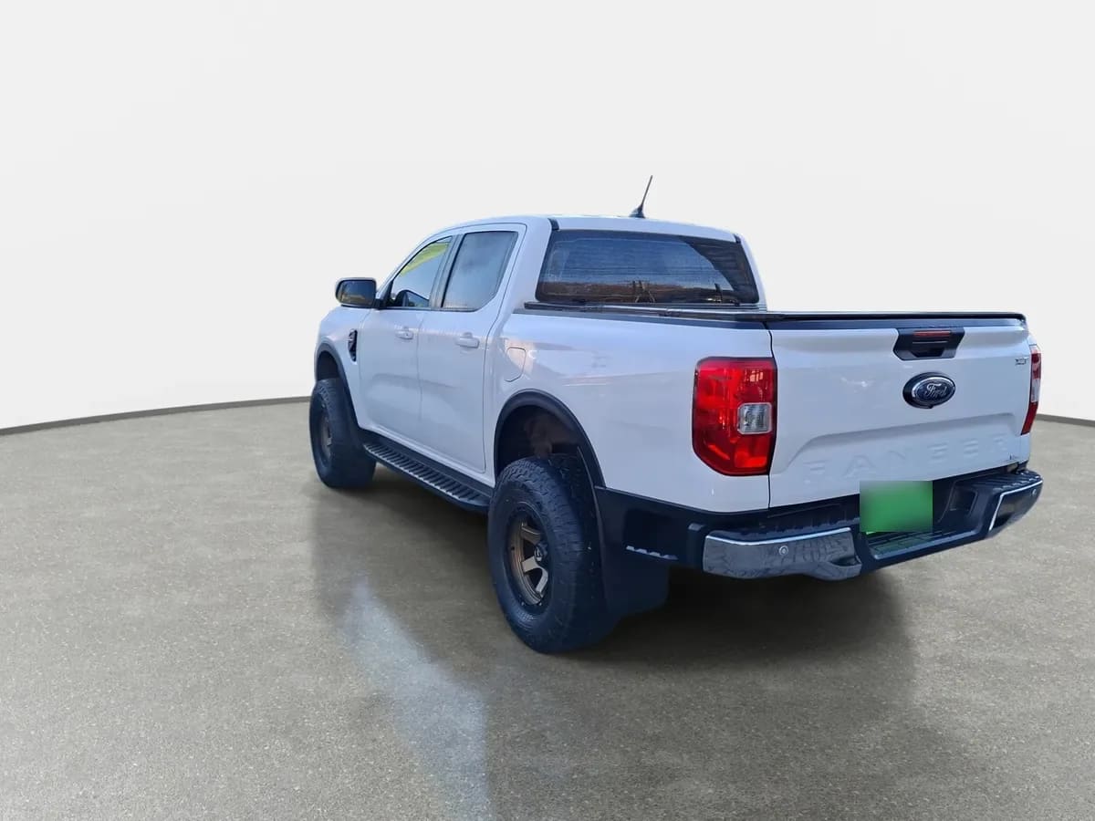 Ford Ranger 2.0 Xlt Diesel 4x2 Dob. Cab. At 4p año 2024