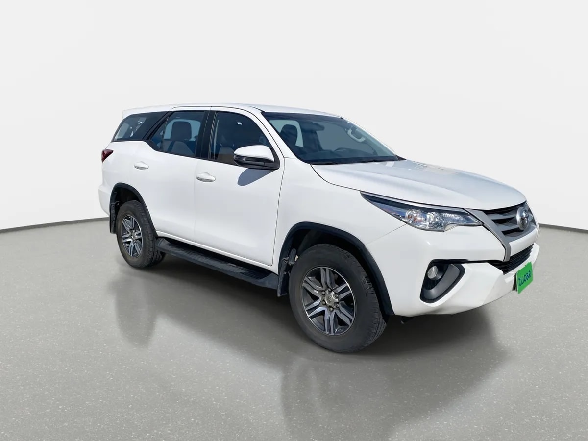 Toyota Fortunner 2.8 Sr5 Tdi Diesel 4x4 At 5p año 2018